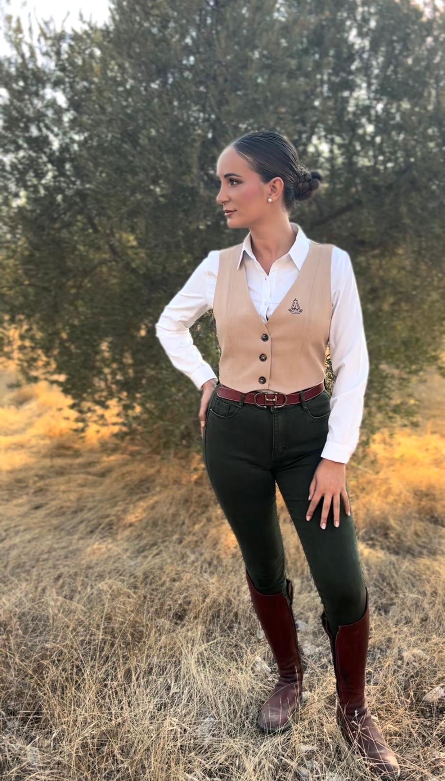 WhatsApp Image 2025-10-03 at 17.34.08 (1)