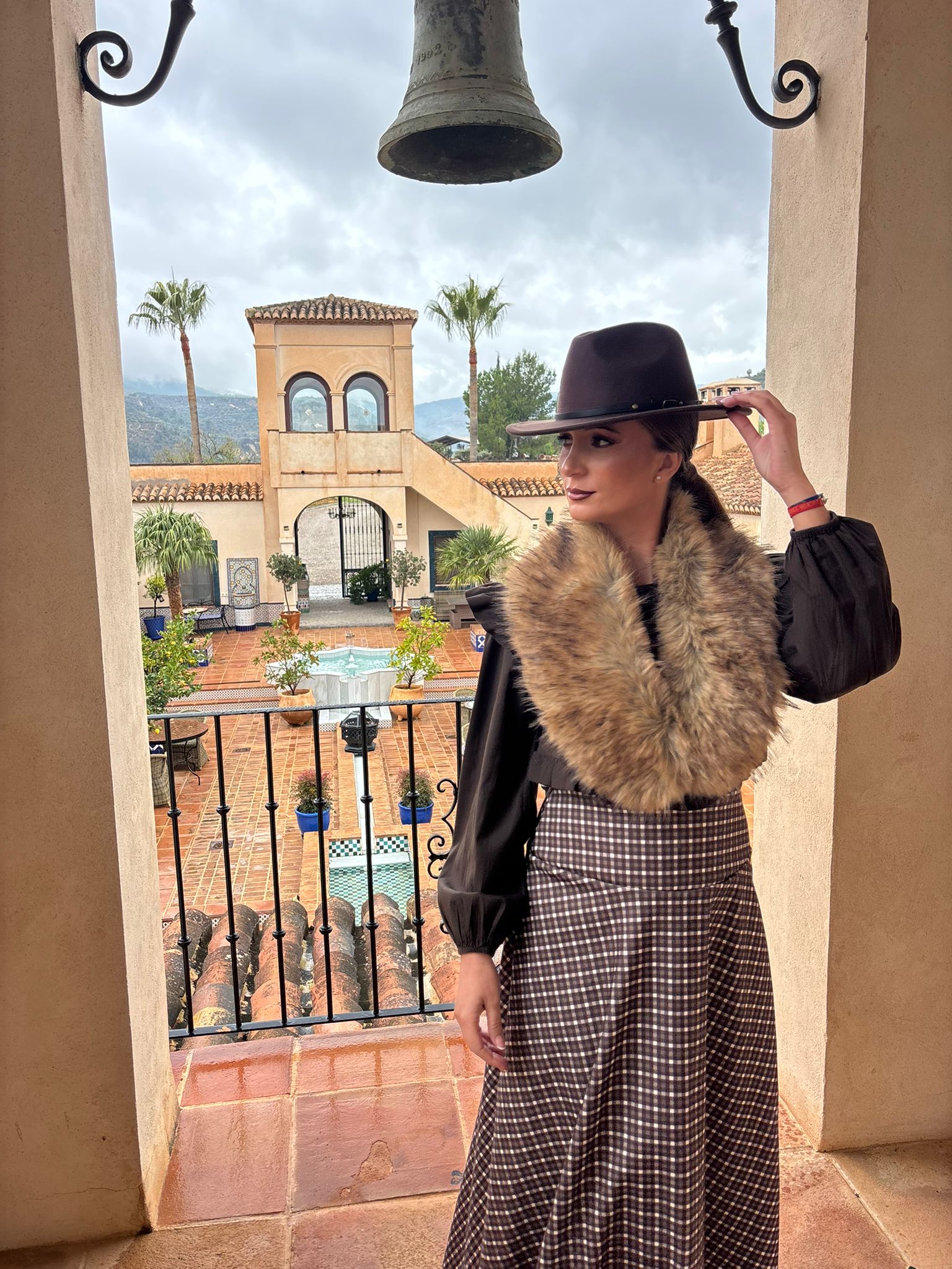 WhatsApp Image 2025-12-03 at 08.26.58