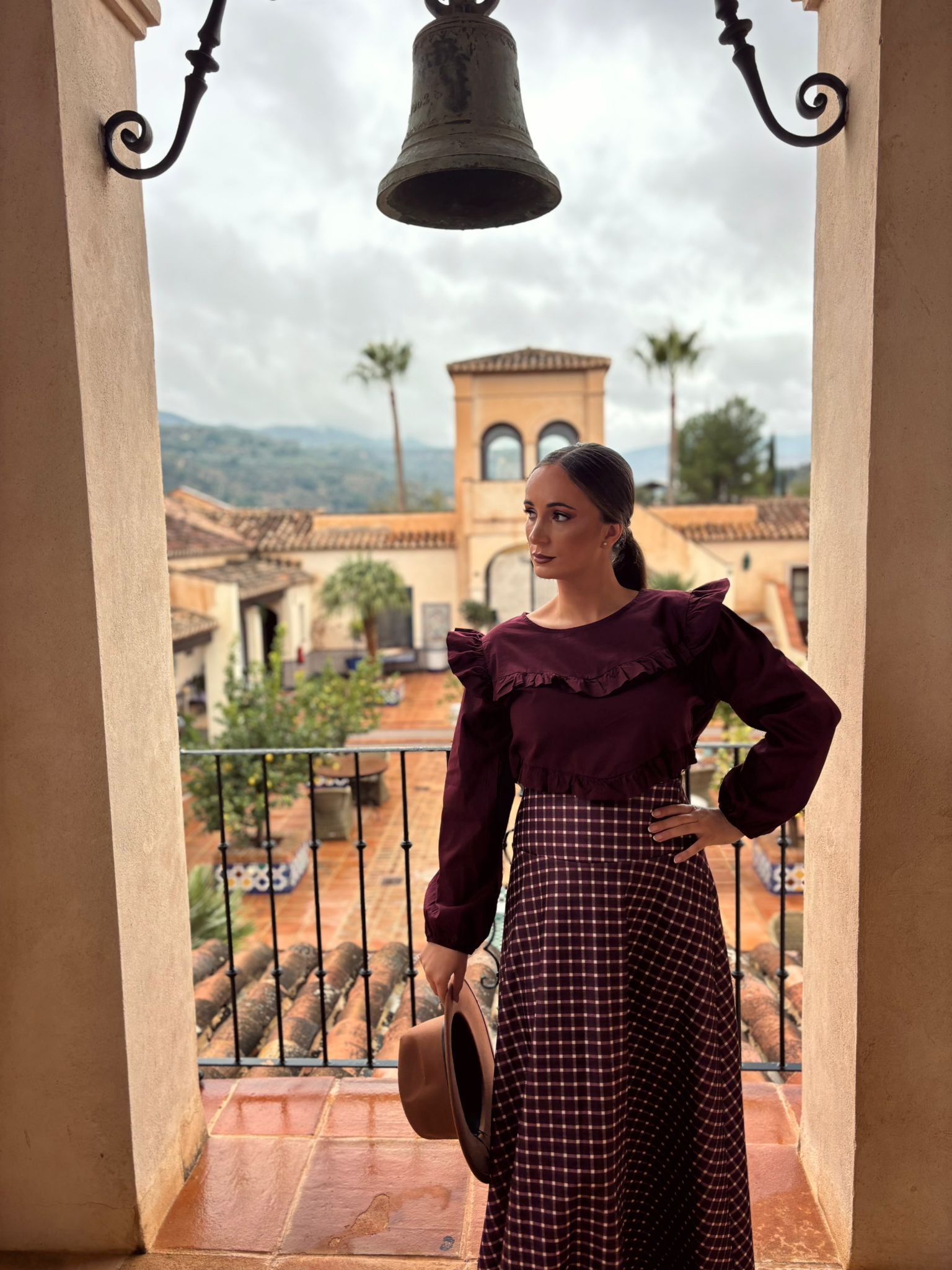 WhatsApp Image 2025-12-03 at 08.27.00