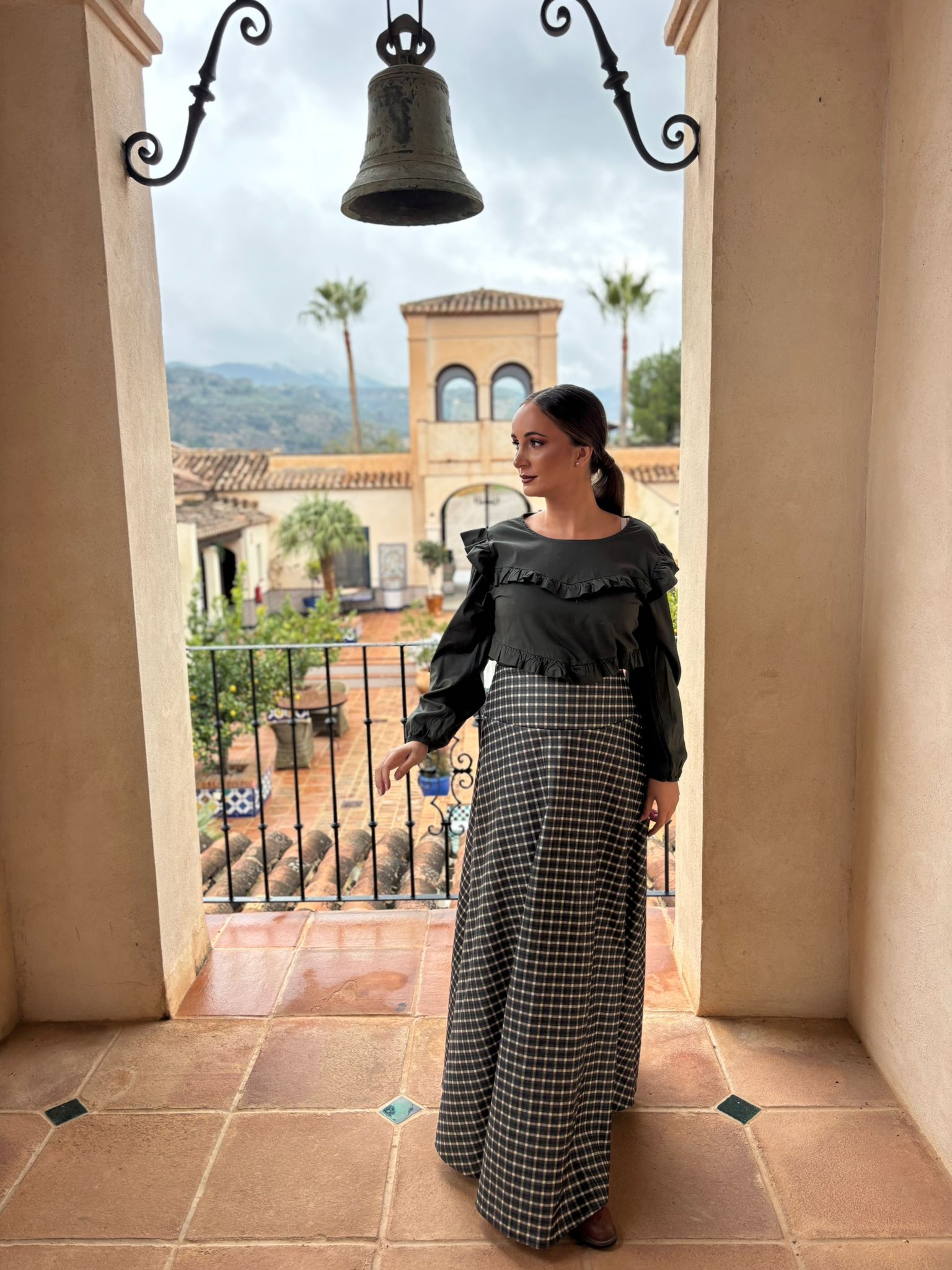 WhatsApp Image 2025-12-03 at 08.27.05 (1)