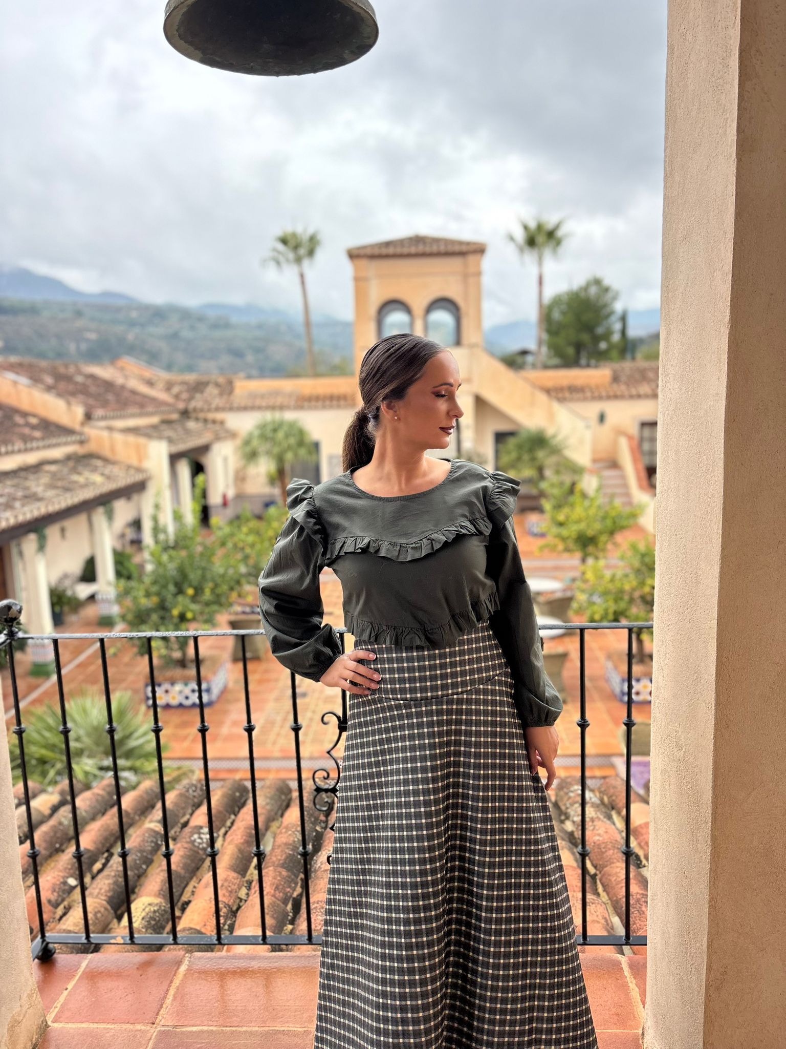 WhatsApp Image 2025-12-03 at 08.27.05 (2)