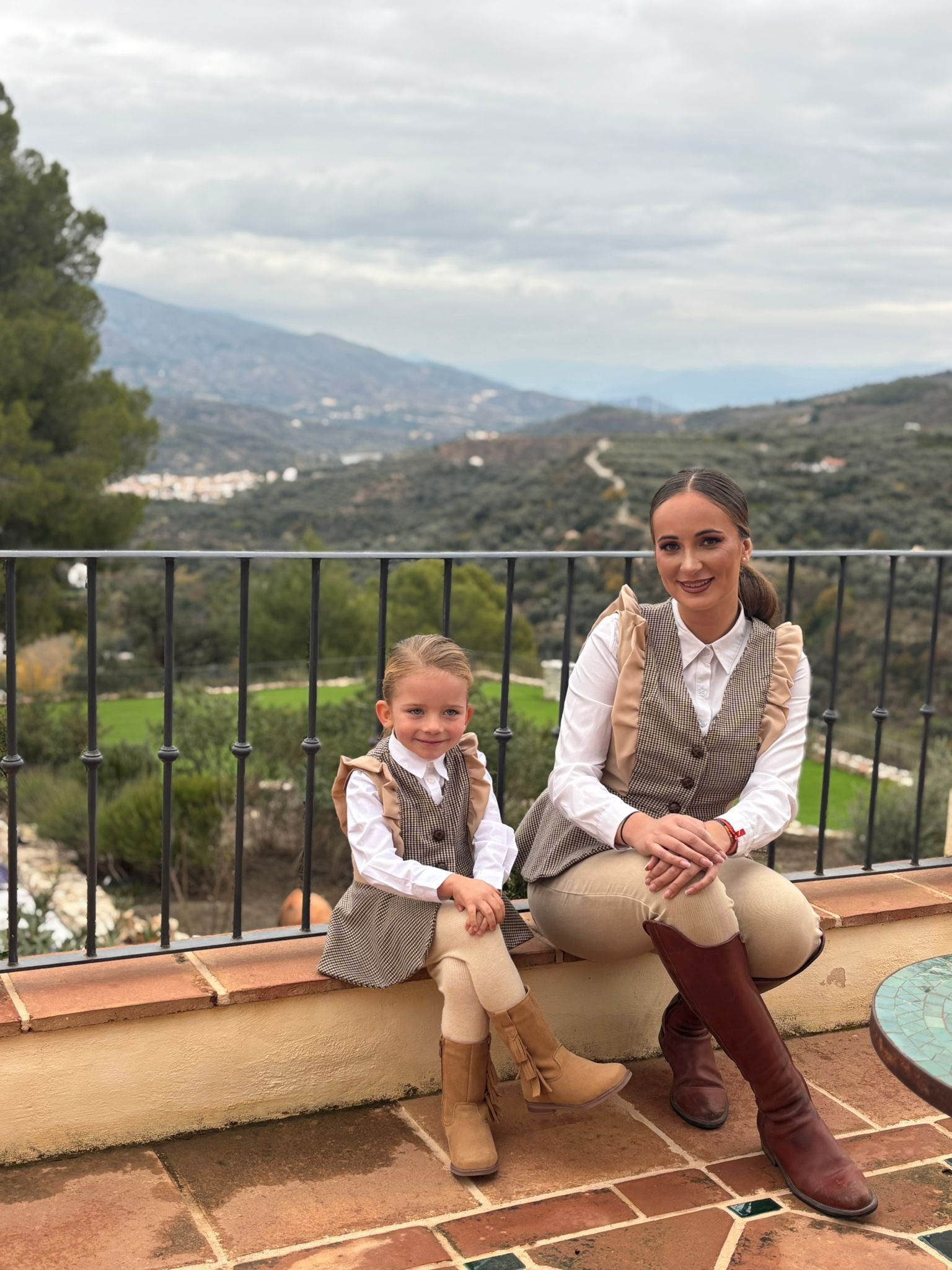 WhatsApp Image 2025-12-03 at 08.30.15 (2)