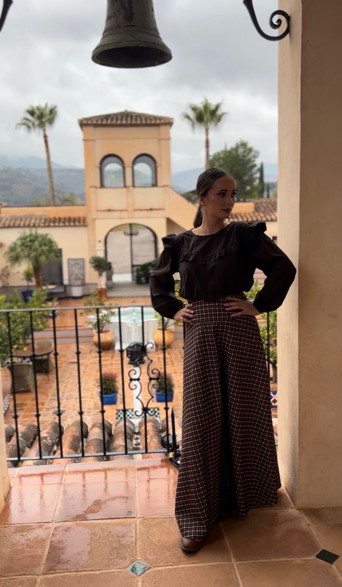 WhatsApp Image 2025-12-03 at 09.13.10 (1)